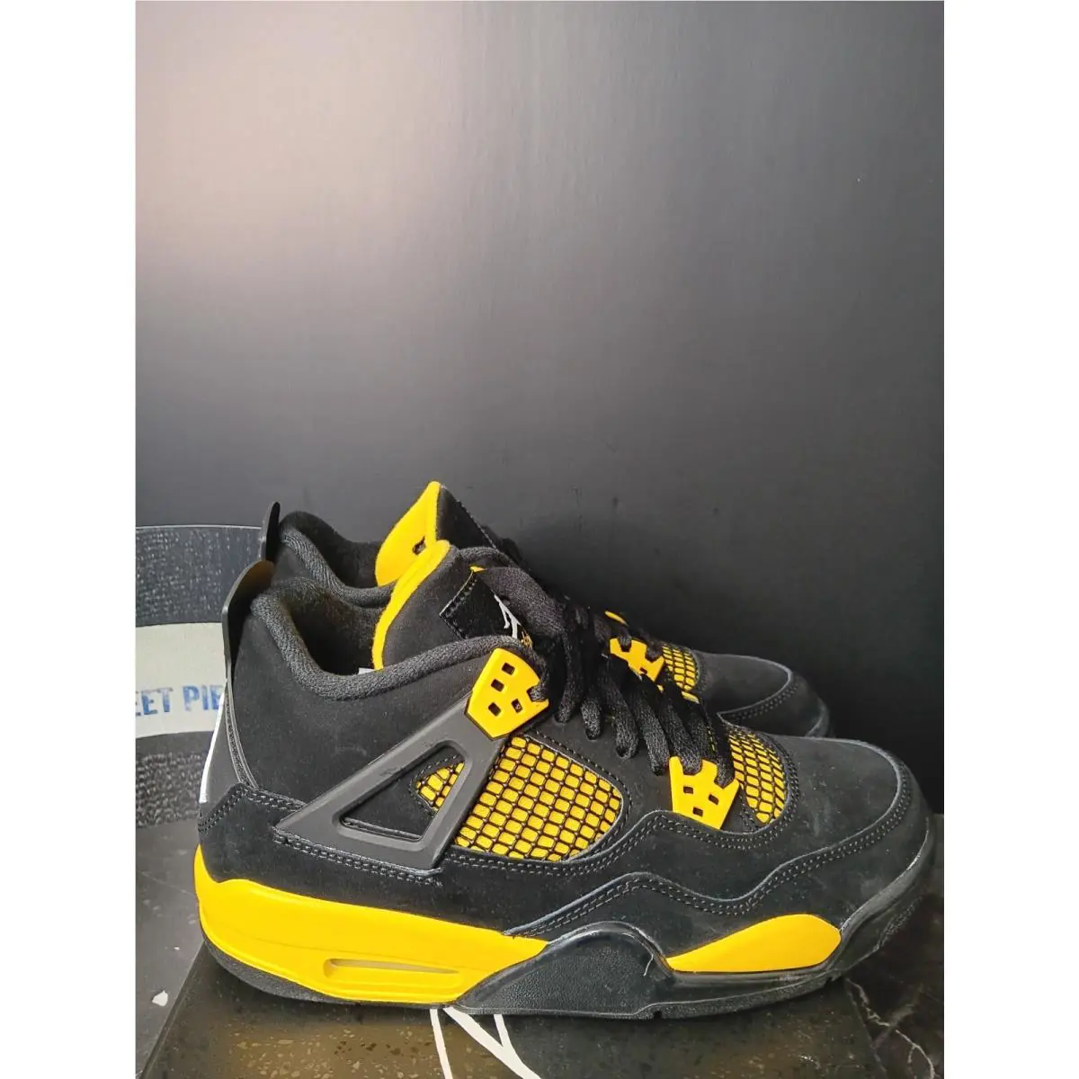 Nike shoes - Nike Air Jordan 4 - Air - 408452 016 - Yellow 2