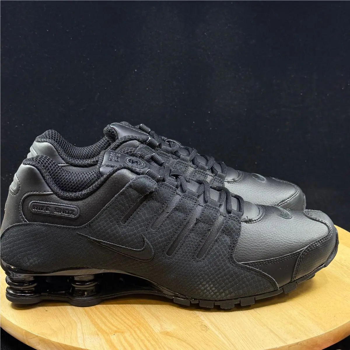 Nike shoes - Black 3