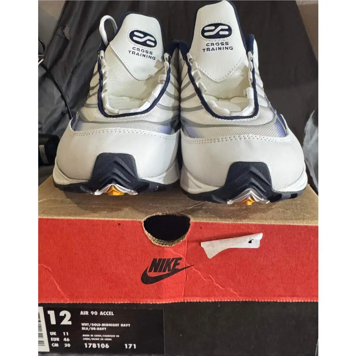 Nike shoes 0
