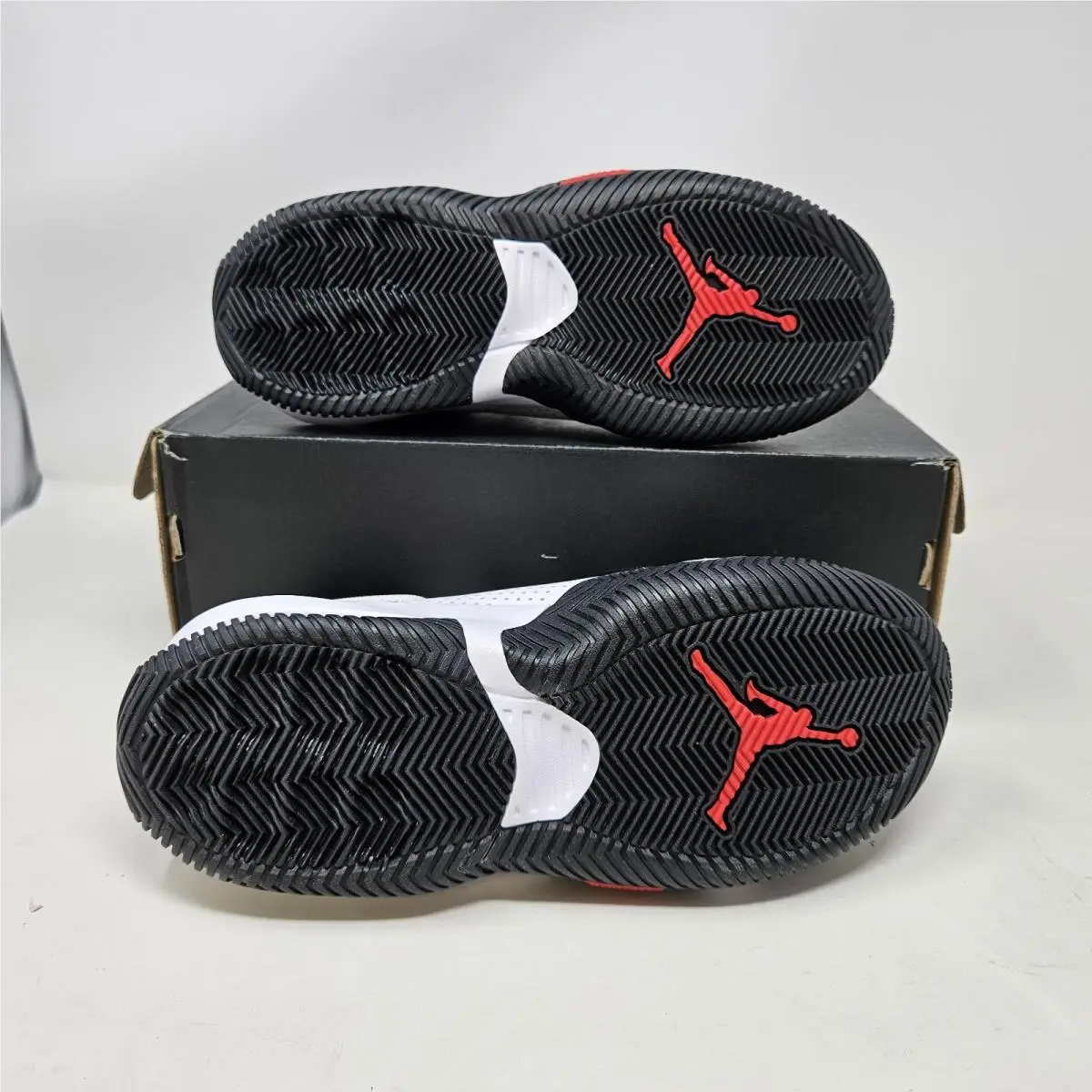 Nike shoes - Jordan Stay Loyal 2 - Stay Loyal - White - Red 1
