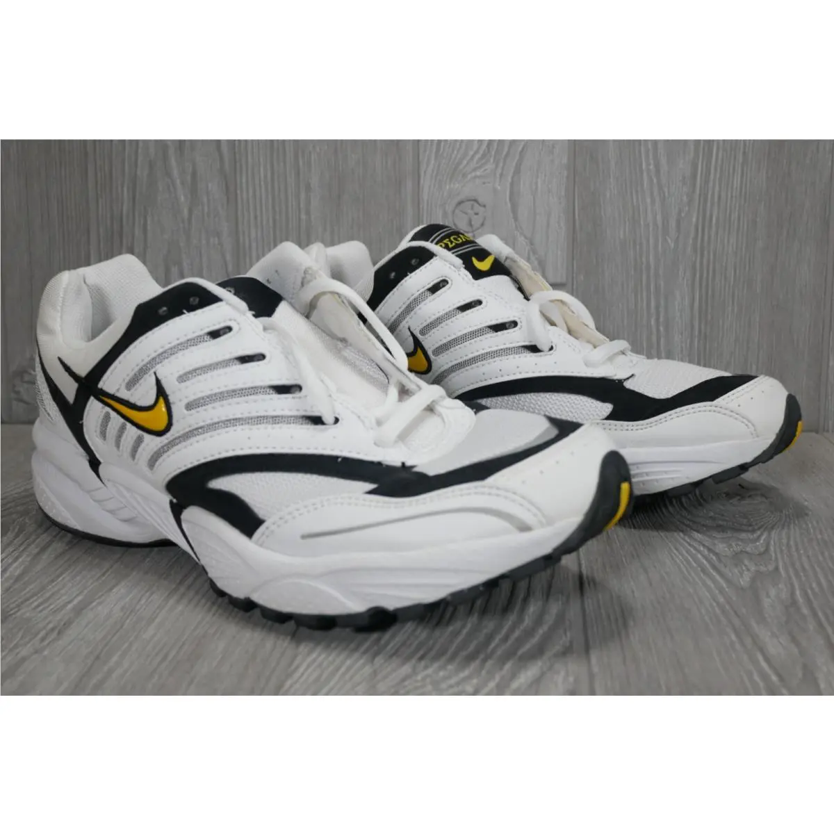 Nike shoes - Nike Air Pegasus - Air Pegasus - White 1