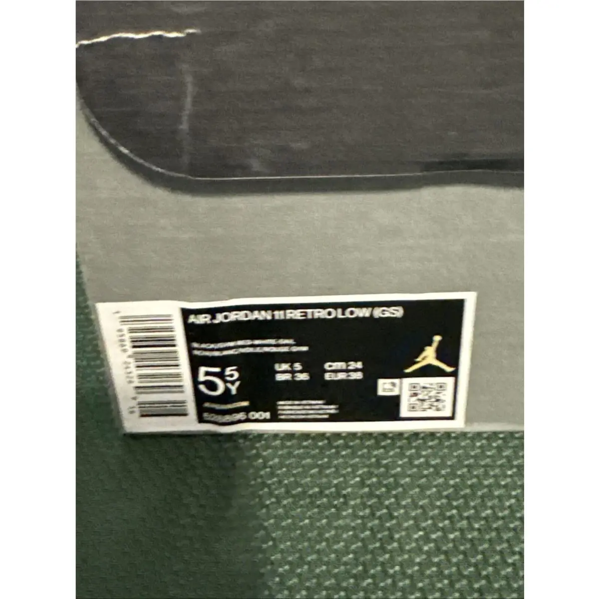 Nike shoes - Air Jordan 11 - Air - Black 1