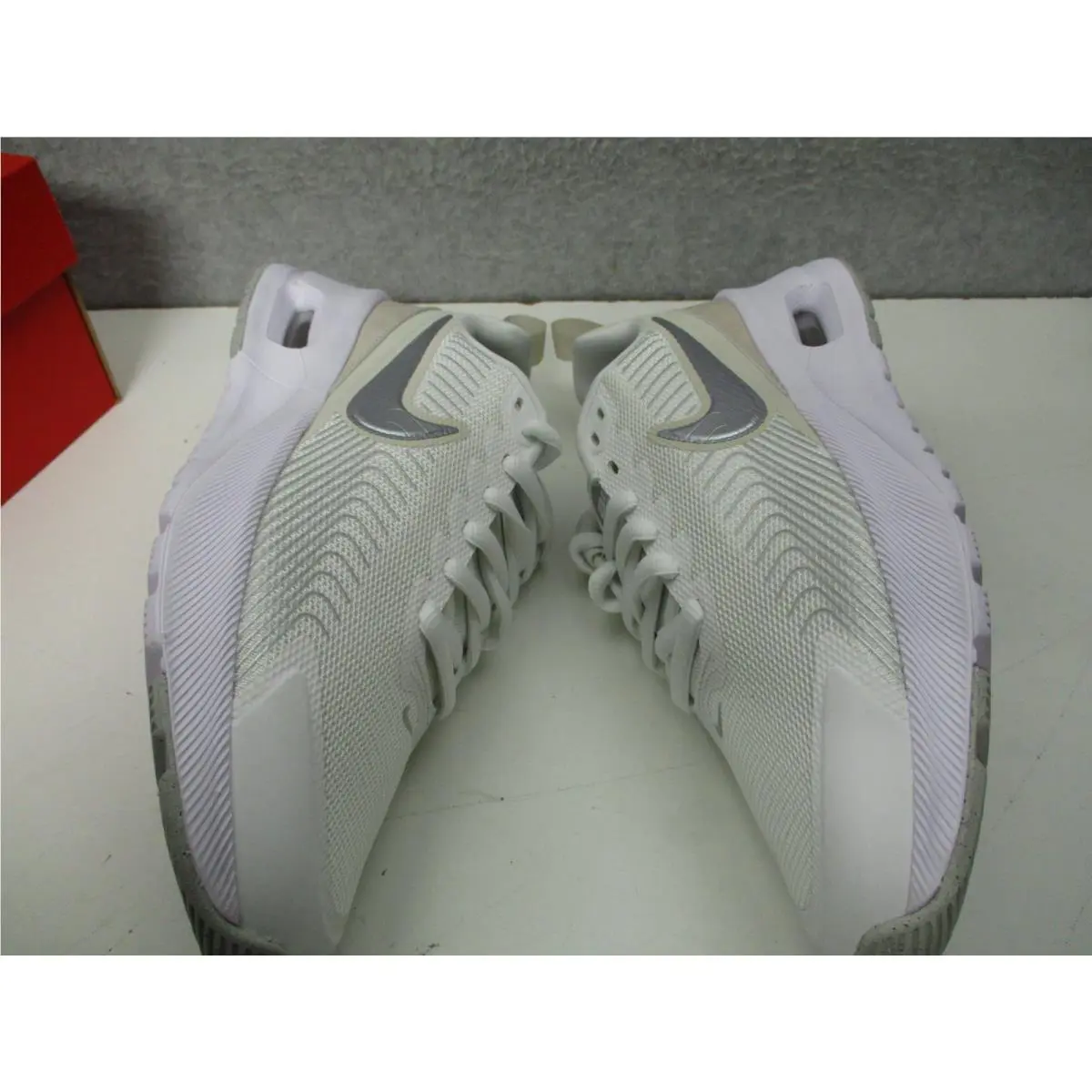 Nike shoes - Air Max Nuaxis Se - Air Max Nuaxis - White 3