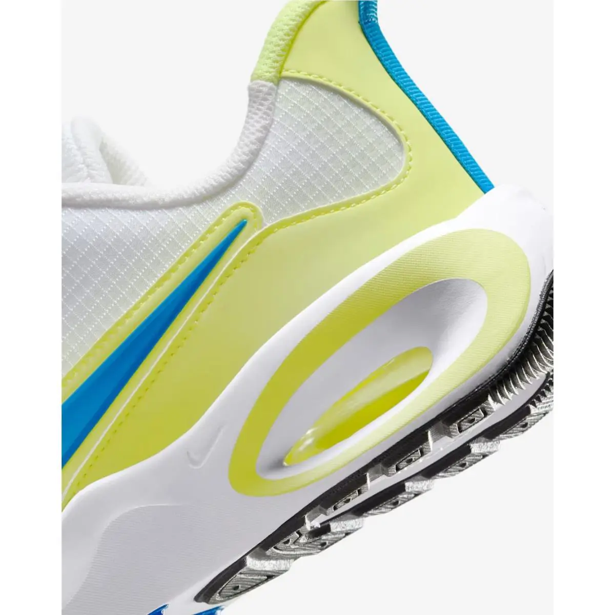 Nike shoes - White 3