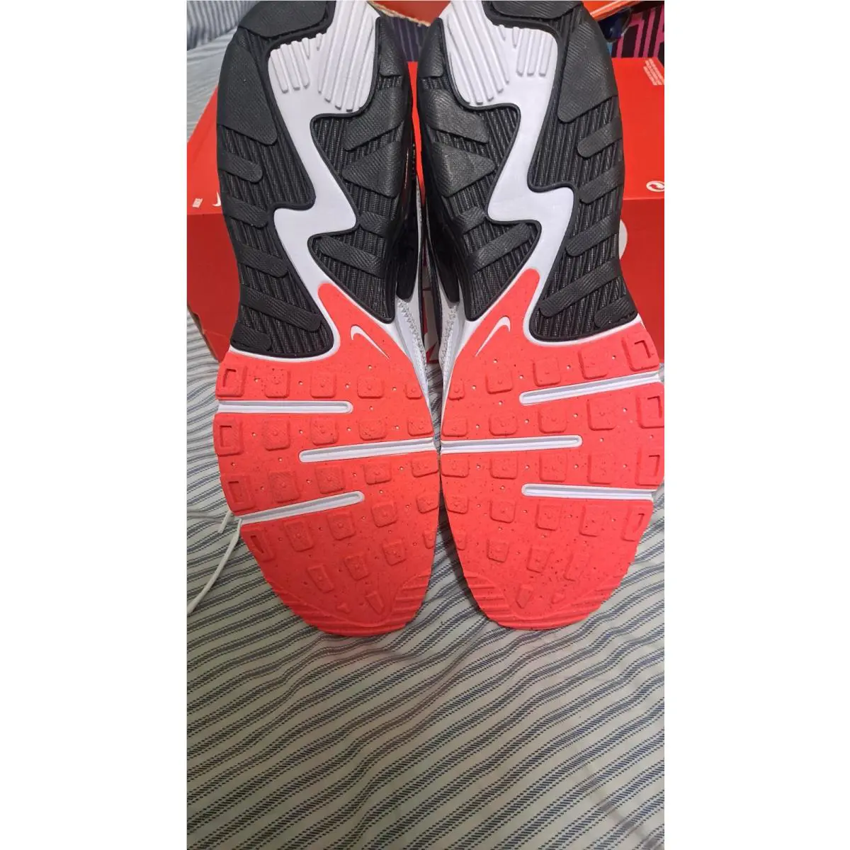 Nike shoes - Nike Air Max Excee - Air Max Excee - CD4165 113 - Multicolor, Manufacturer: White/Black/Photon Dust (UPC: 194956837138) 4