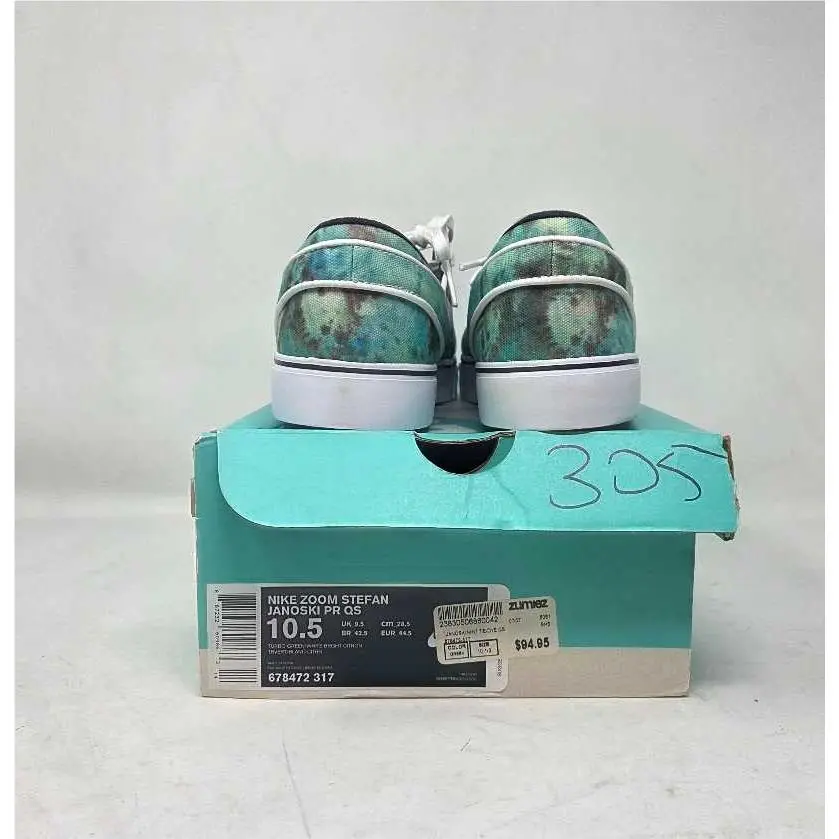 Nike shoes - Green 0