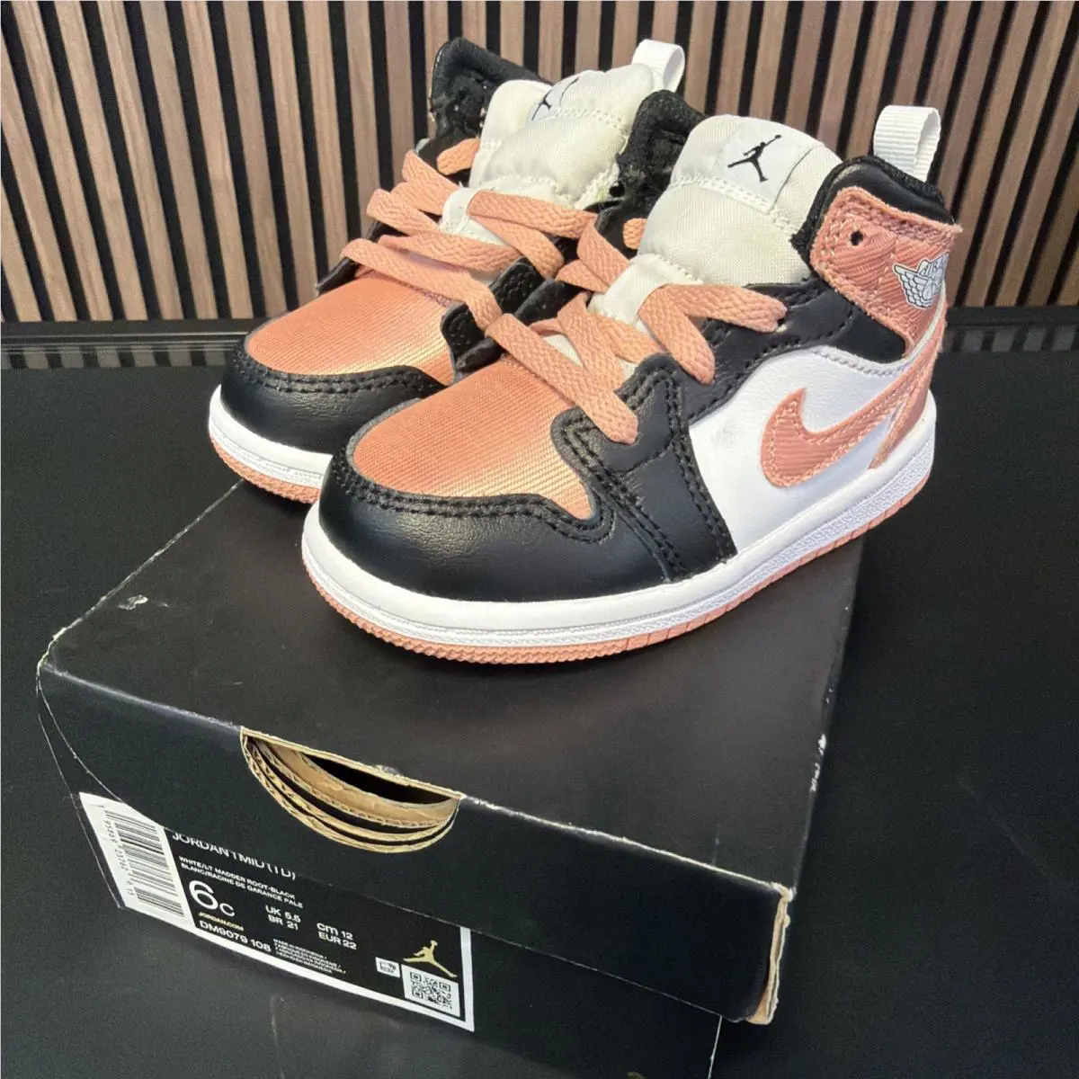 Nike Air Jordan 1 Shoes Toddler 6c Mid Light Madder Root Pink DM9079-108 Sneaker