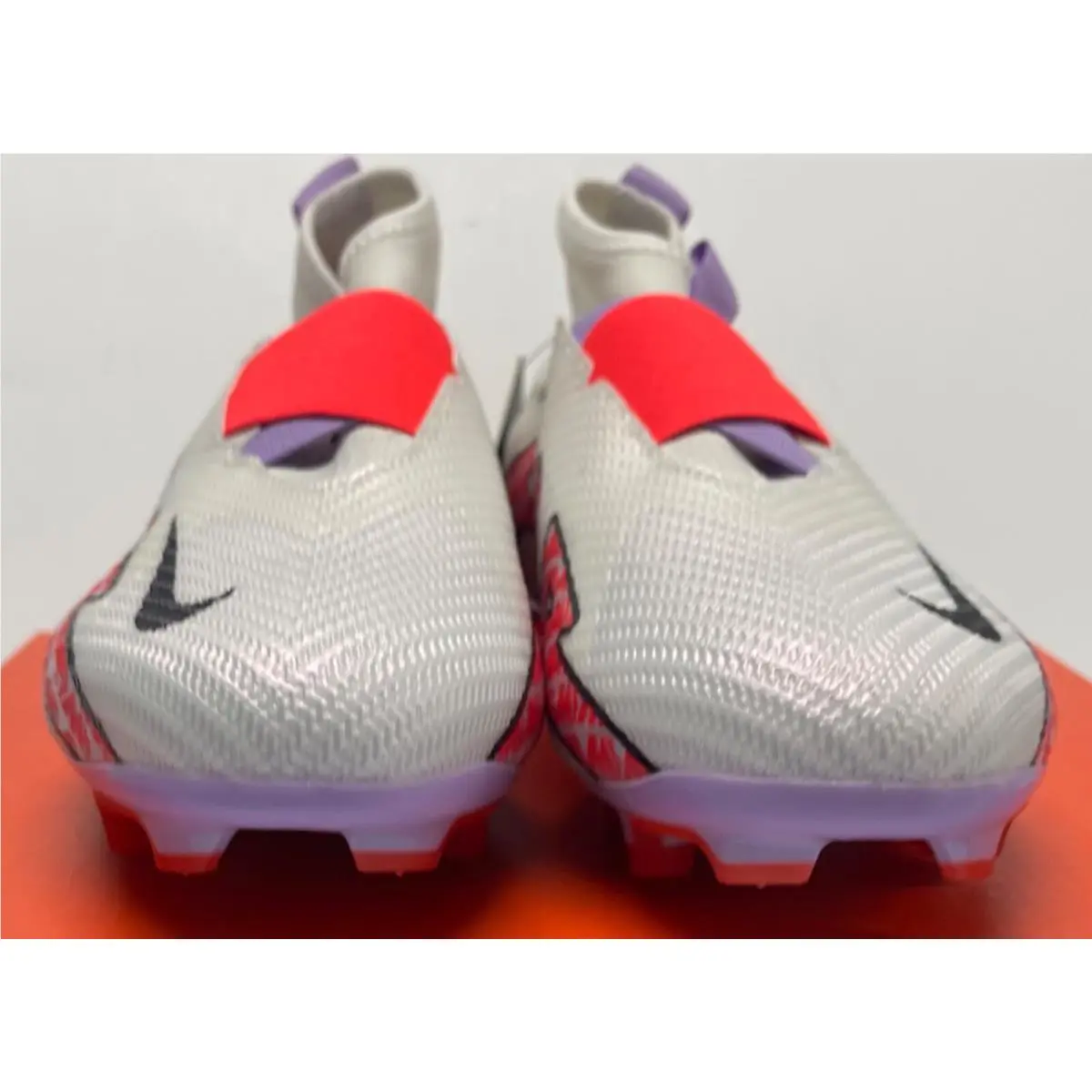 Nike shoes - WHITE OFF NOIR COCONUT MILK (UPC: 196149487342) 4