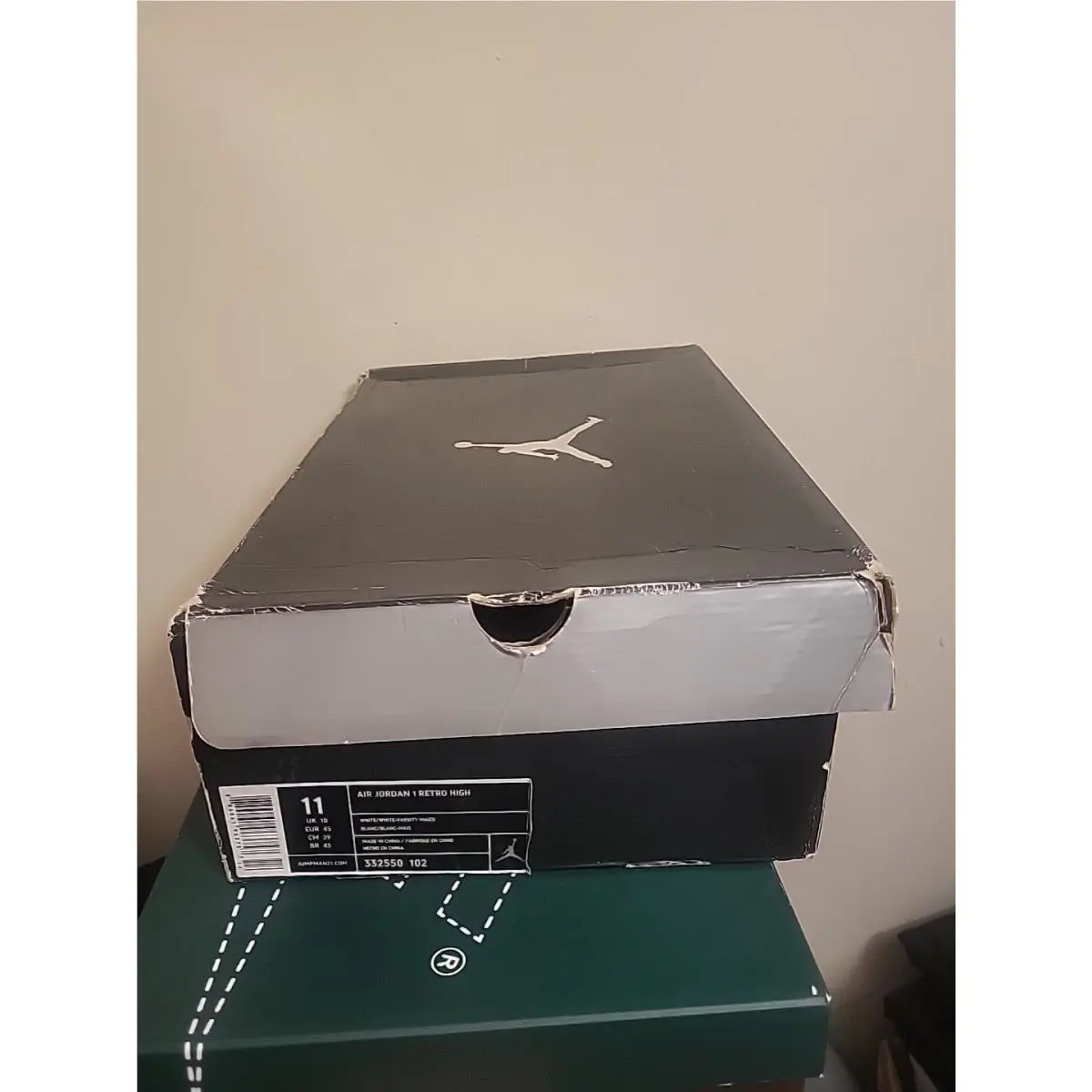 Nike shoes - Jordan 1 Mid - Mid - 332550102 - Yellow 9