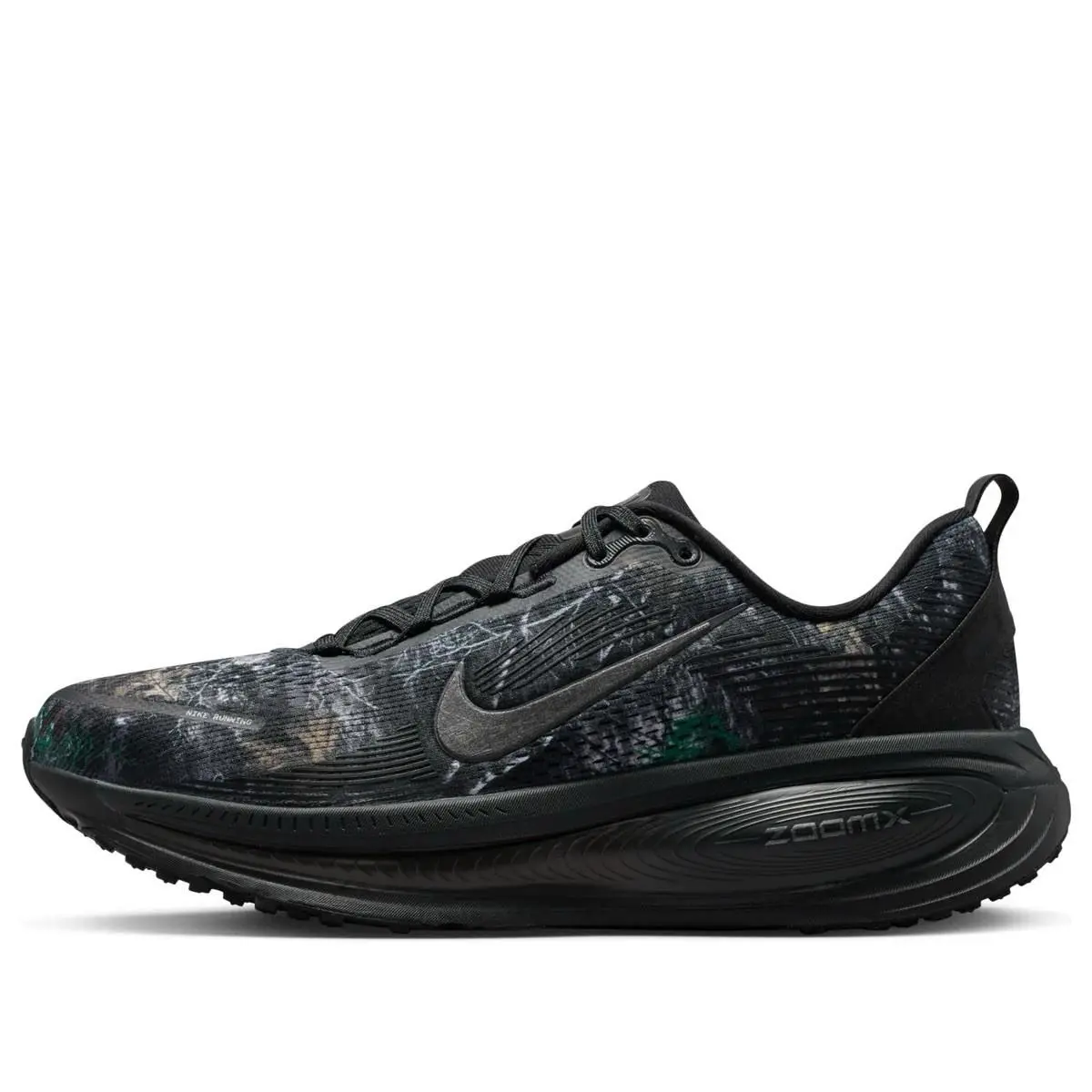 Size 8 - Nike Vomero 18 Black “realtree” Mens - White