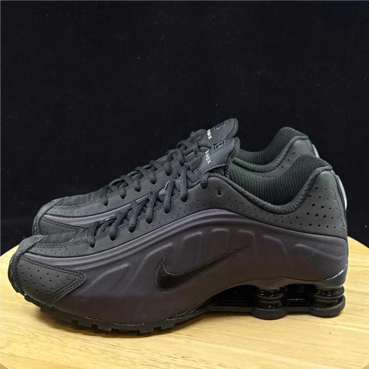 Nike shoes - Black 0