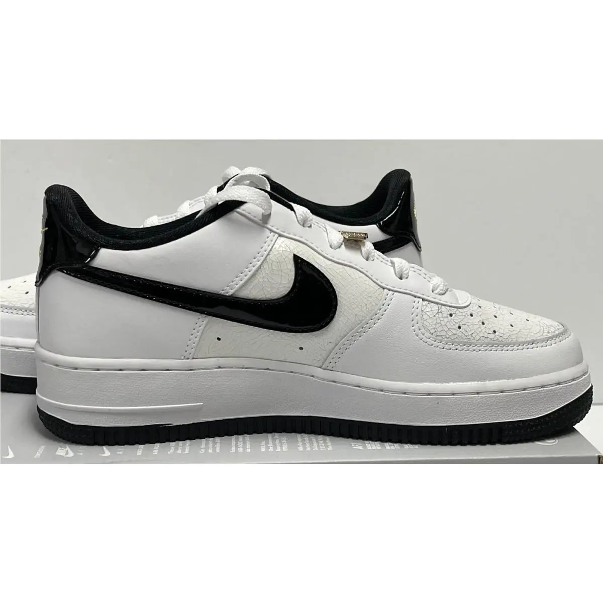 Nike shoes - NIKE AIR FORCE 1 LV8 GS WORLD CHAMP DQ0300 - WHITE / BLACK PURE PLATINUM (UPC: 196149540139) 8