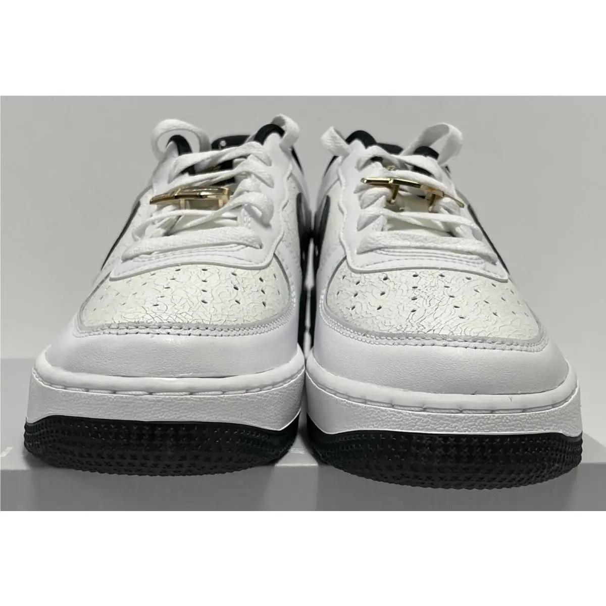 Nike shoes - NIKE AIR FORCE 1 LV8 GS WORLD CHAMP DQ0300 - WHITE / BLACK PURE PLATINUM (UPC: 196149540139) 6