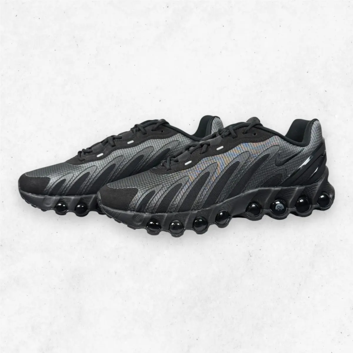 Nike shoes - Black 3