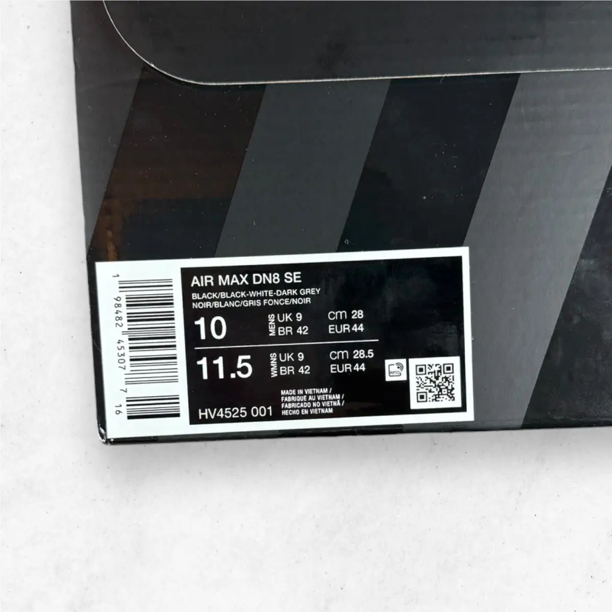 Nike shoes - Black 2