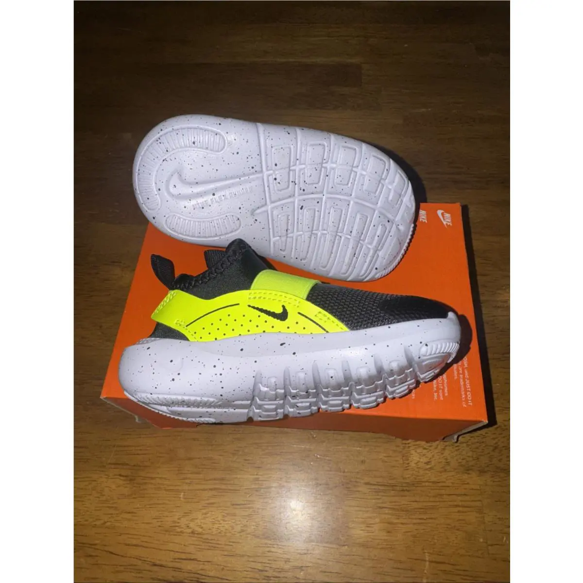 Nike shoes - Nike Flex Runner - Flex Runner - Black/Volt/White/Black (UPC: 0198481200610) 3