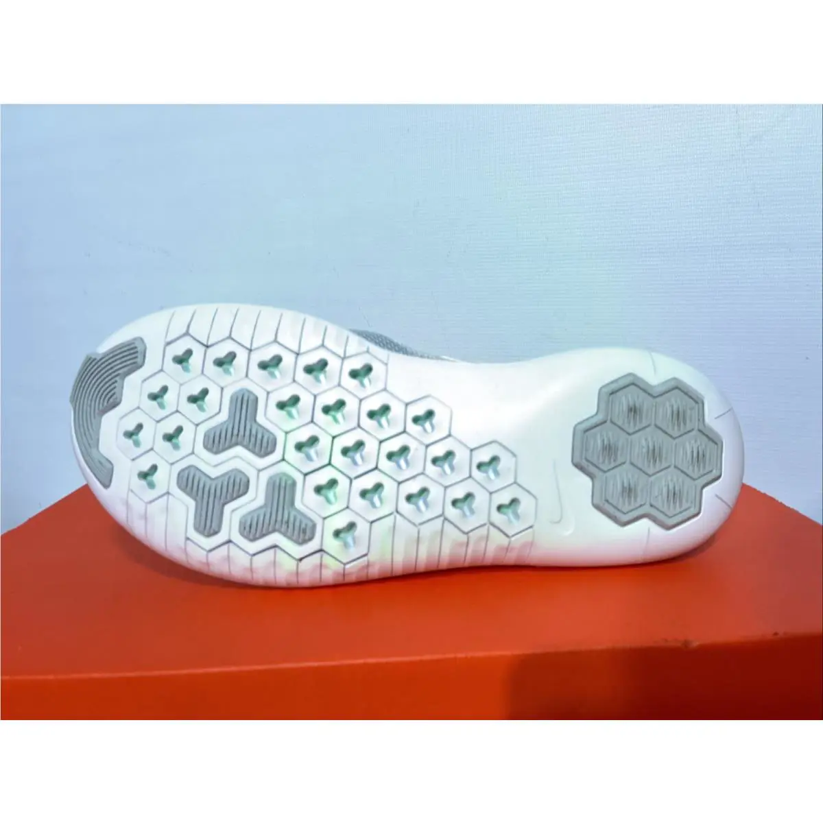 Nike shoes - Nike Free TR - Free - 942888-003 - Gray (UPC: 666032910870) 4