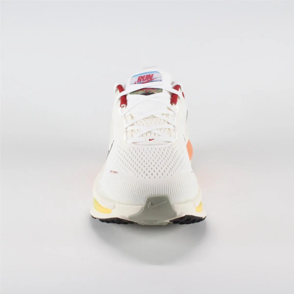 Nike shoes - Nike Vomero 18 - Vomero - IQ1131-120 - Ivory 1