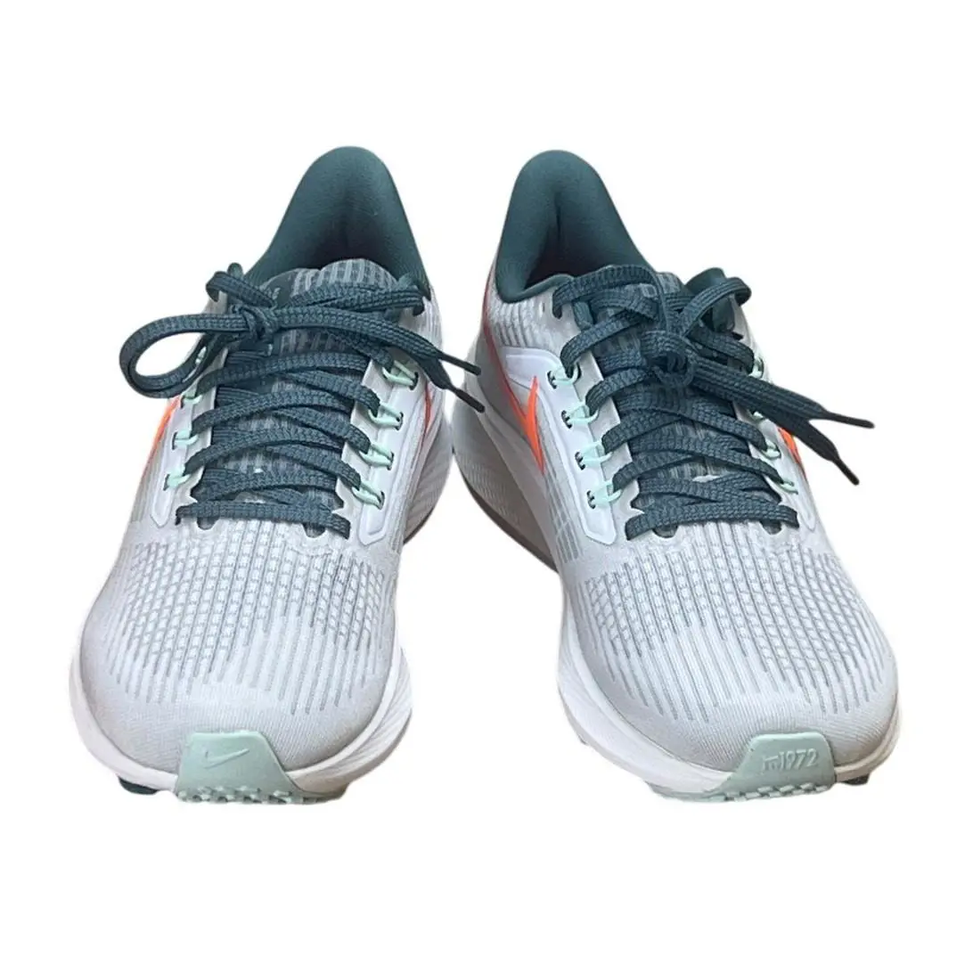 Nike shoes - Silver 0