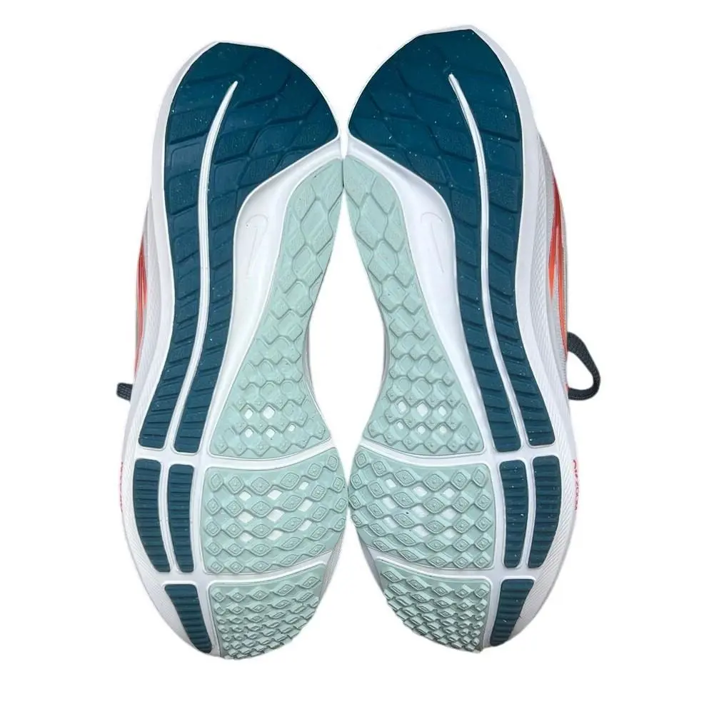 Nike shoes - Silver 6