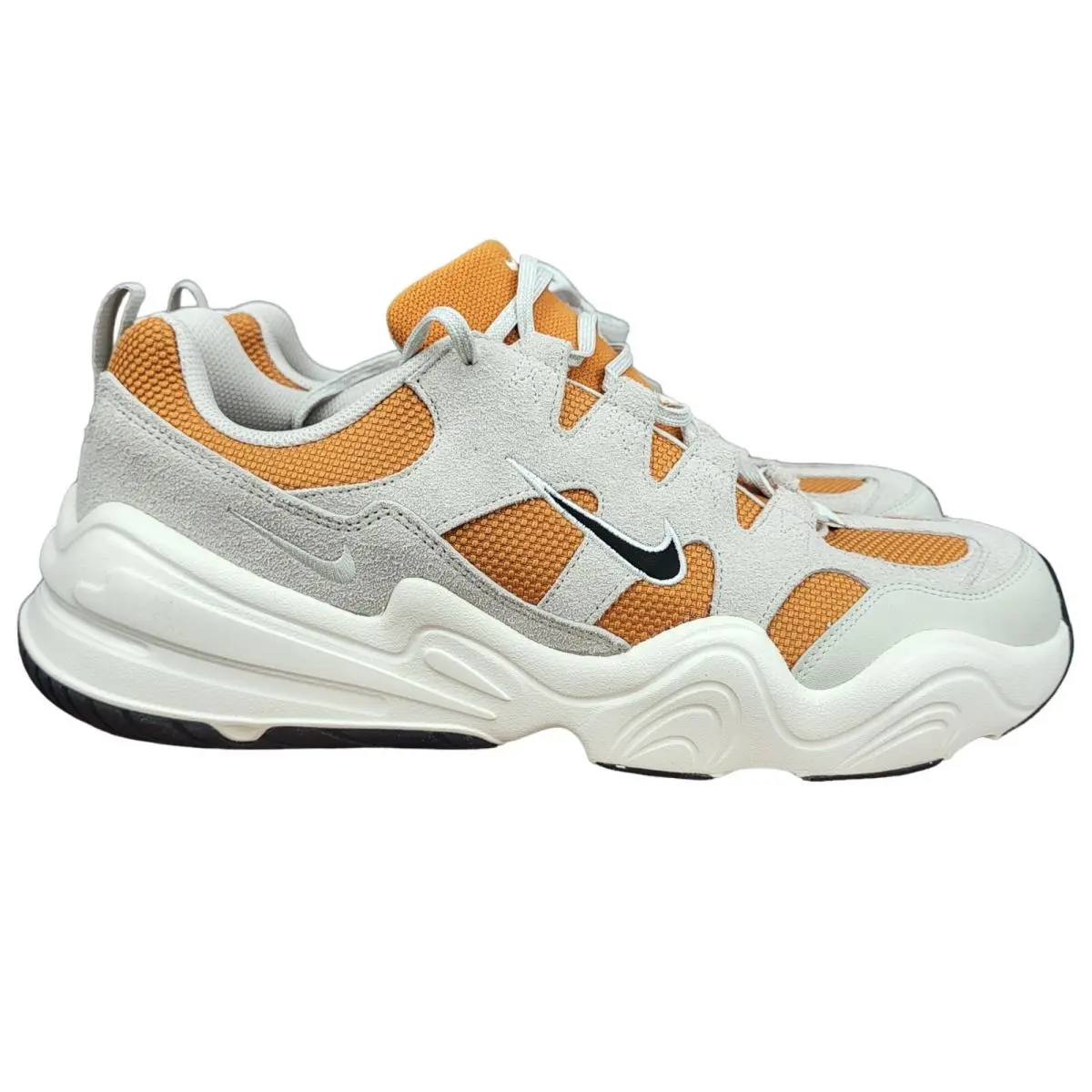 Nike Tech Hera Sneakers Mens 14 Monarch Black Light Bone Shoes FJ9532-800