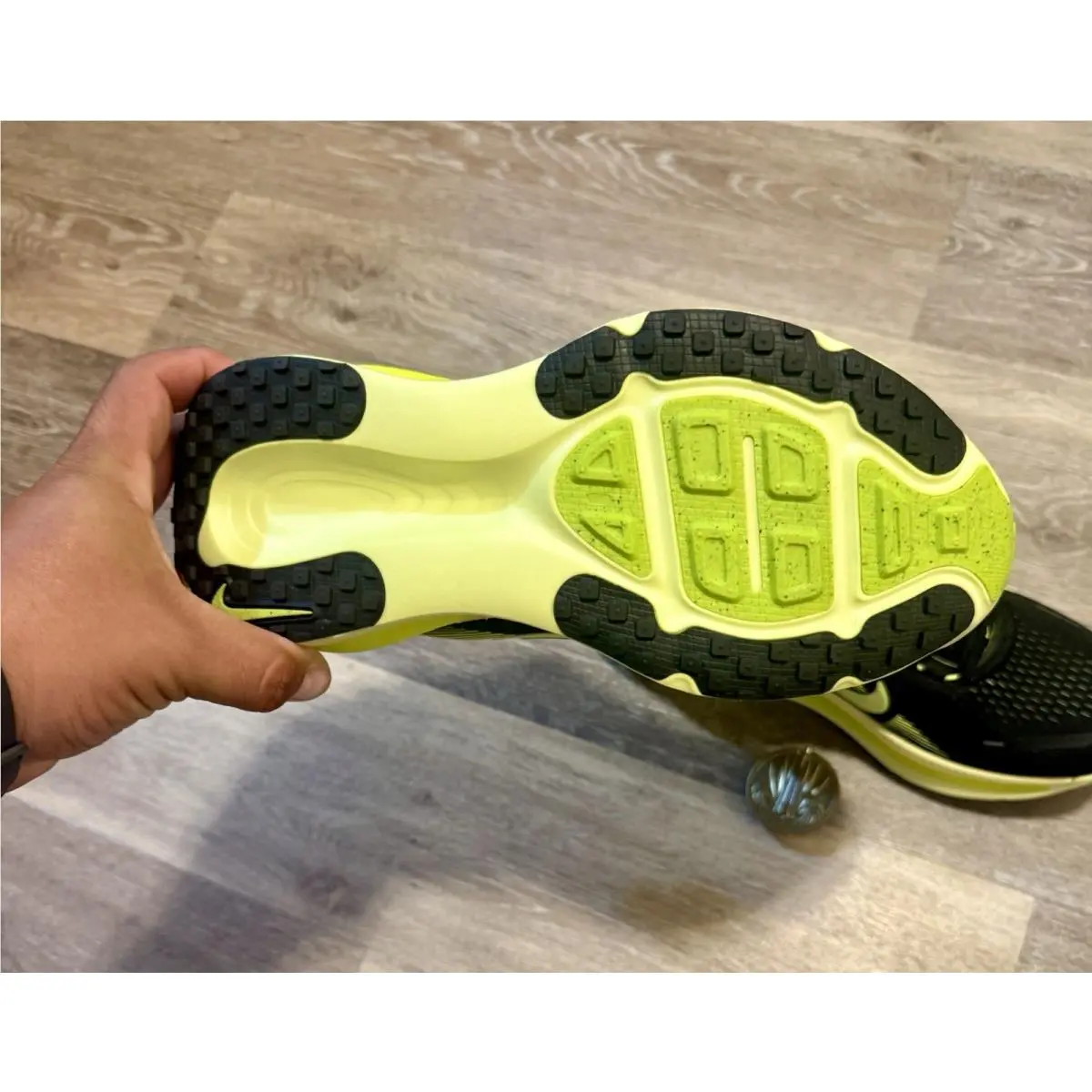 Nike shoes - Nike Vomero 18 - Vomero - HM6804 008 - Black / Cyber / Volt (UPC: 198486910200) 9