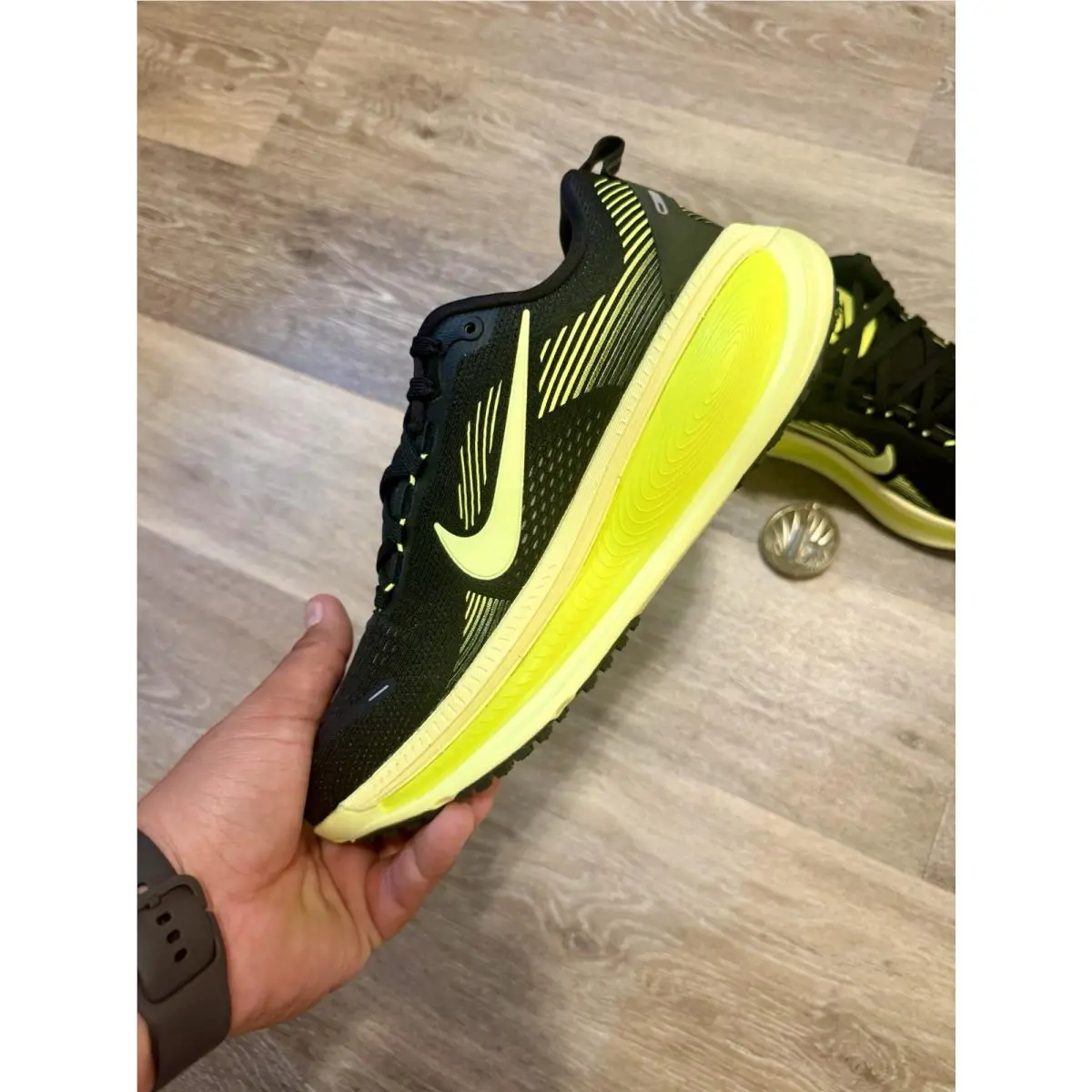 Nike shoes - Nike Vomero 18 - Vomero - HM6804 008 - Black / Cyber / Volt (UPC: 198486910200) 3