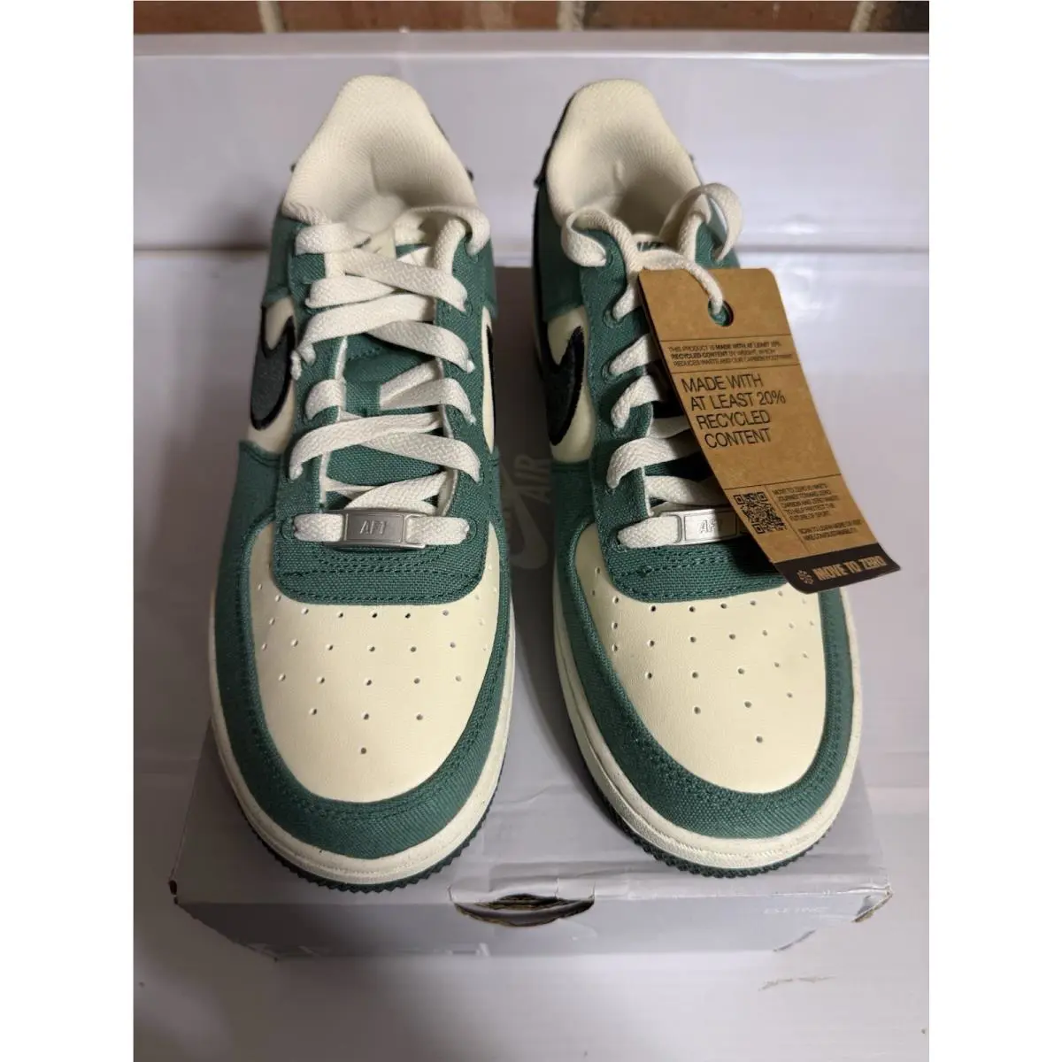 Big Kid`s Nike Air Force 1 LV8 3 Coconut Milk/vintage Green FN4731 100 - 7Y