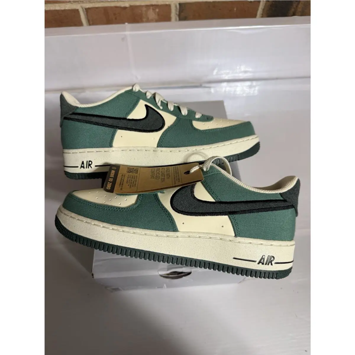 Nike shoes - Nike Air Force 1 LV8 - FN4731 100 - Coconut Milk/Vintage Green 0