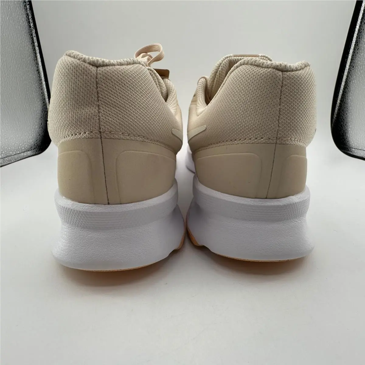 Nike shoes - Nike Run Swift 3 - Run Swift - DR2698 107 - Beige 4
