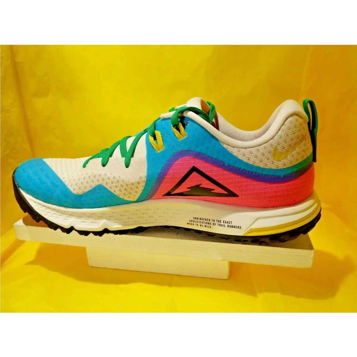 Nike shoes - Nike Air Zoom Wildhorse - Air Zoom Wildhorse - AQ2222100 - LT OREWOOD BRN/BLACK-BLUE PURY 2