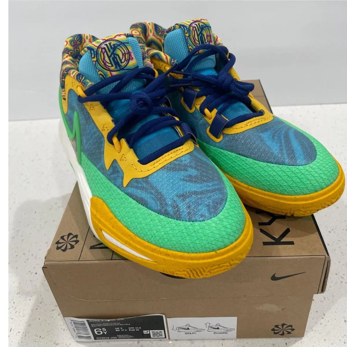 Nike shoes - DV3018 400 - Multicolor (UPC: 196154608633) 2