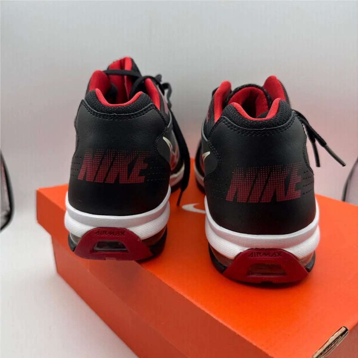 Nike shoes - Black 2