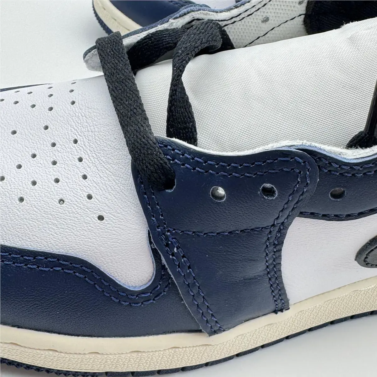 Nike shoes - Air Jordan 1 - Air - Blue 10