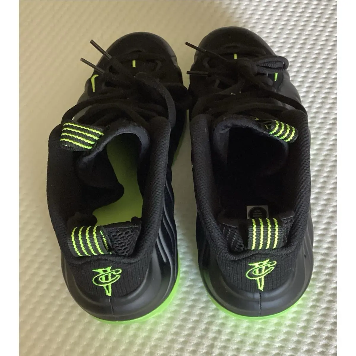 Nike shoes - Nike Air Foamposite - Air Foamposite - Black 1