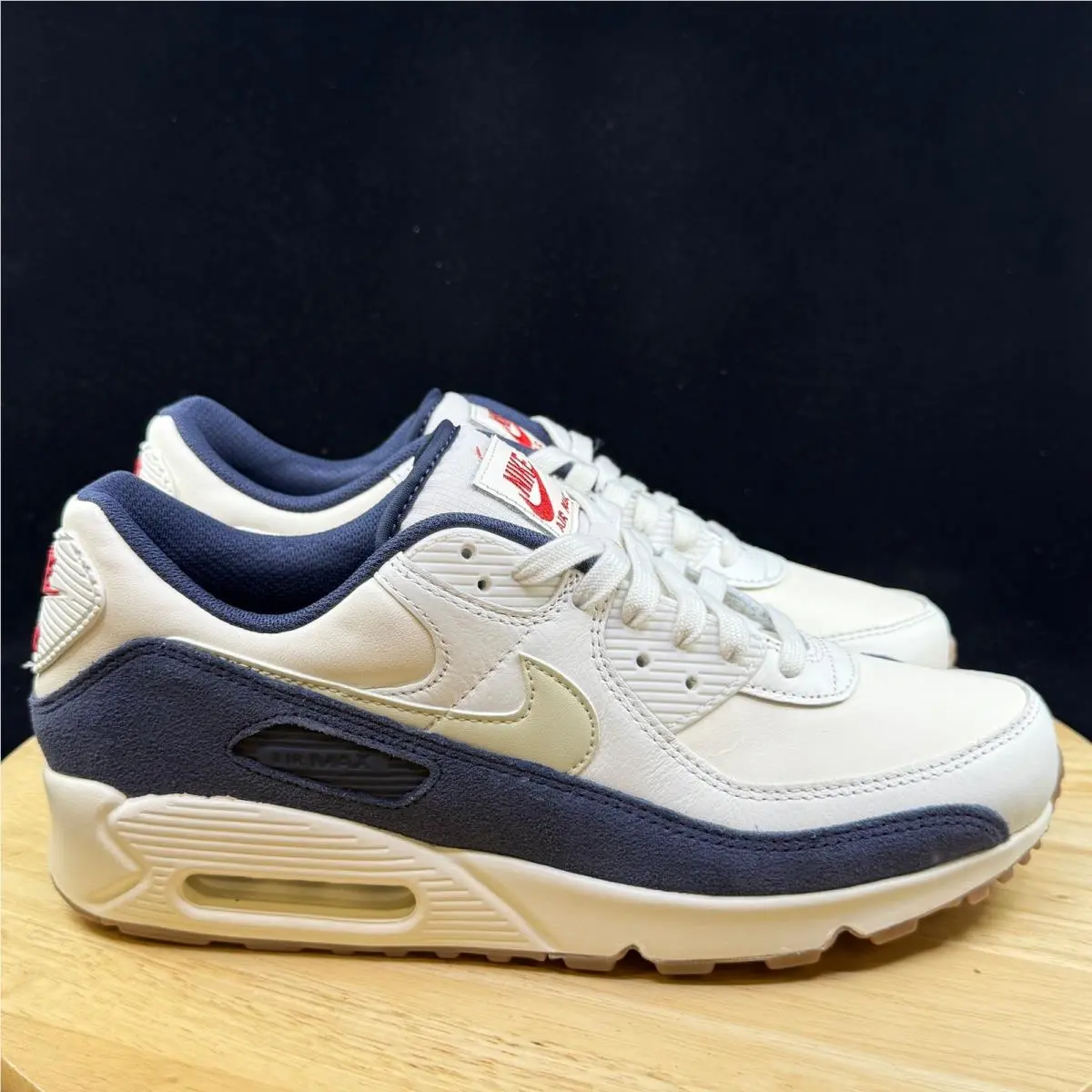 Nike shoes - White 3