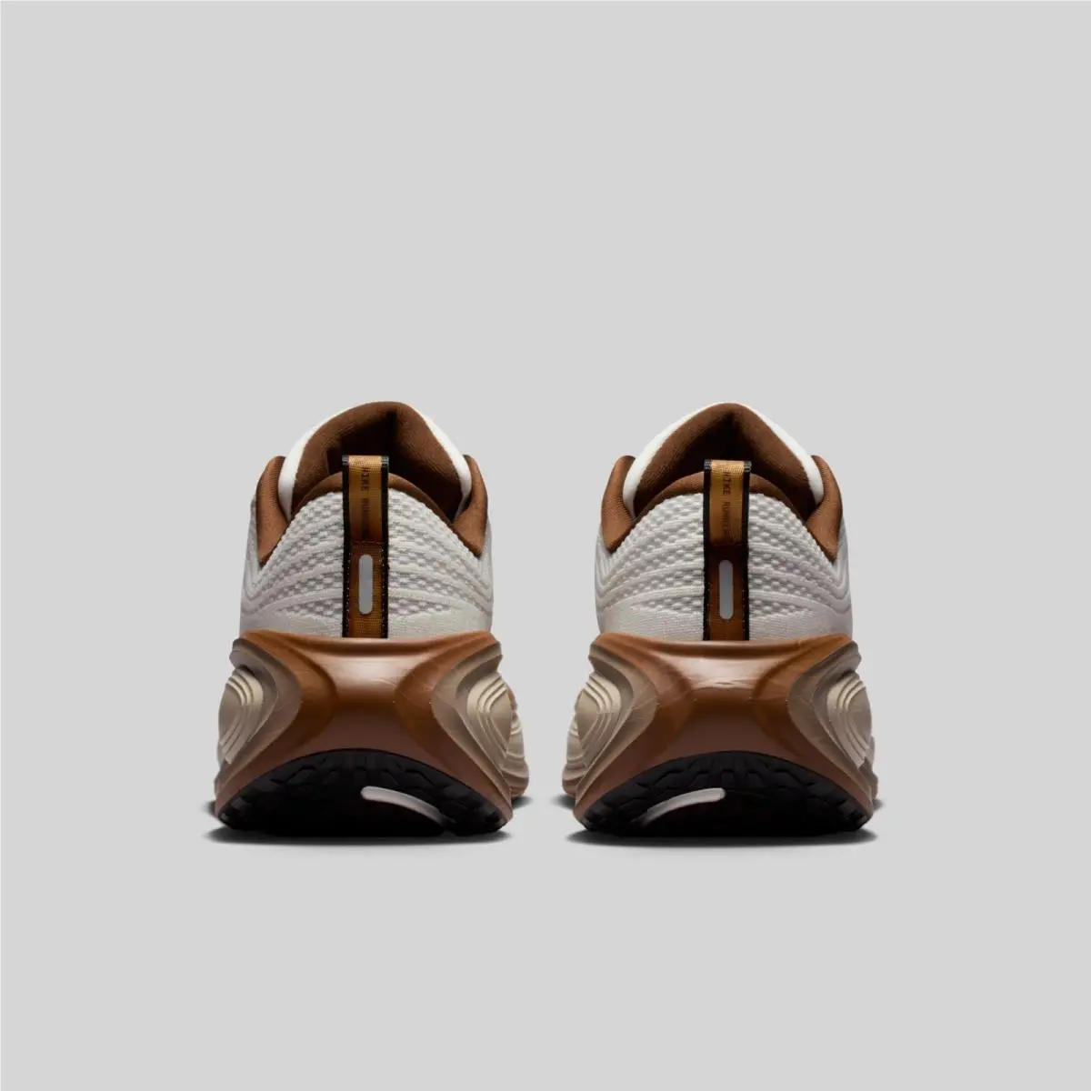 Nike shoes - Nike Vomero Plus - Vomero Plus - IH2268-100 - Brown 4