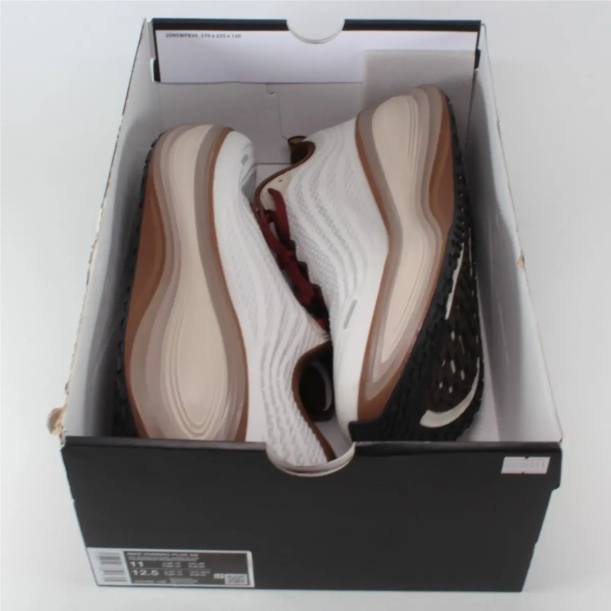 Nike shoes - Nike Vomero Plus - Vomero Plus - IH2268-100 - Brown 7