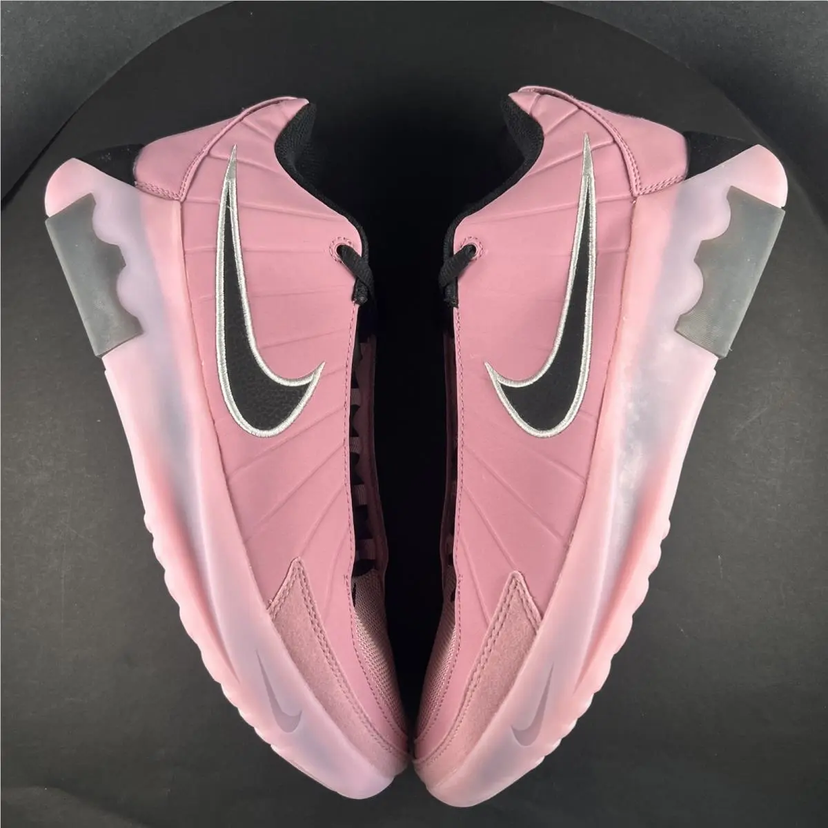 Nike shoes - Nike LeBron Witness - LeBron Witness - HQ8034-601 - Pink 1