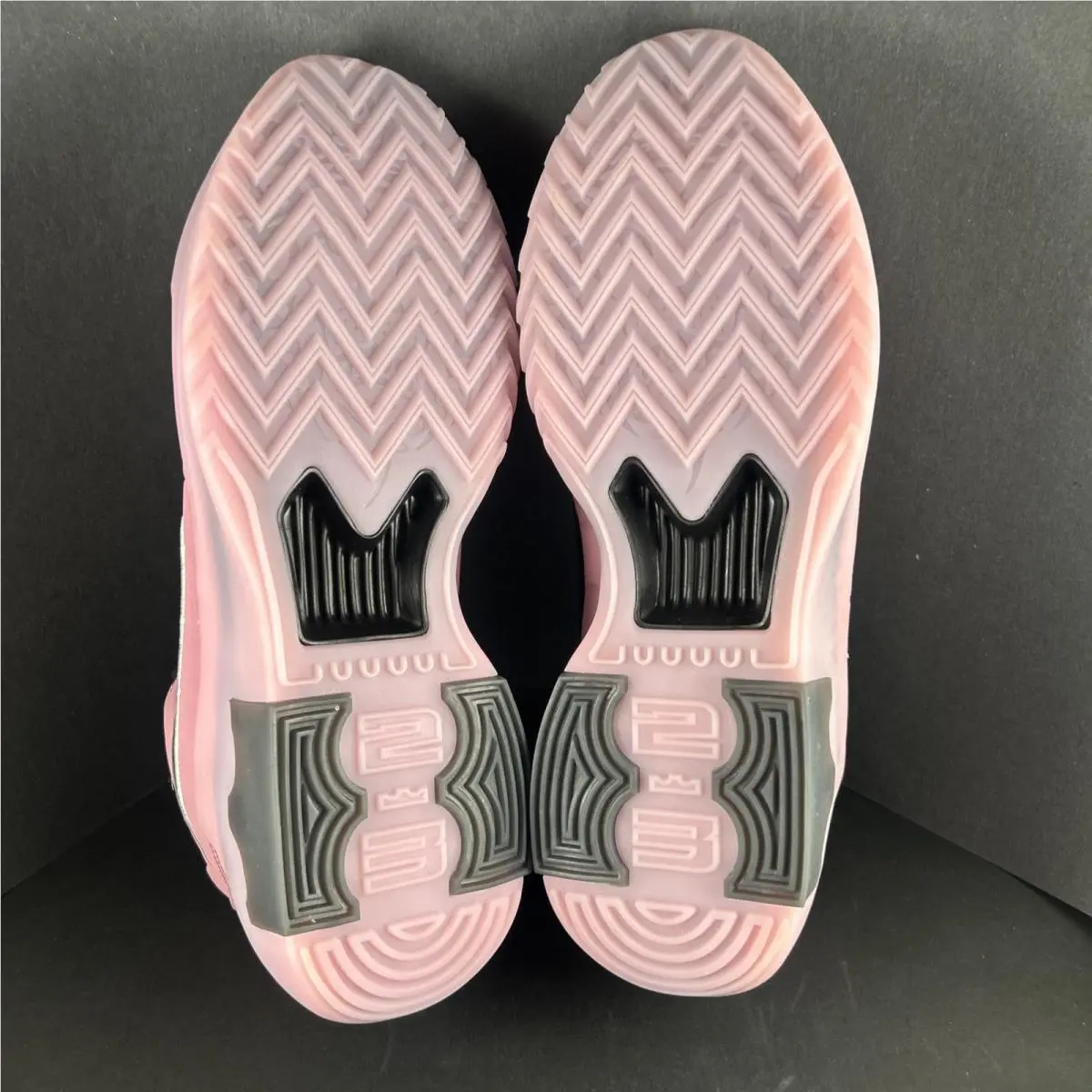 Nike shoes - Nike LeBron Witness - LeBron Witness - HQ8034-601 - Pink 5