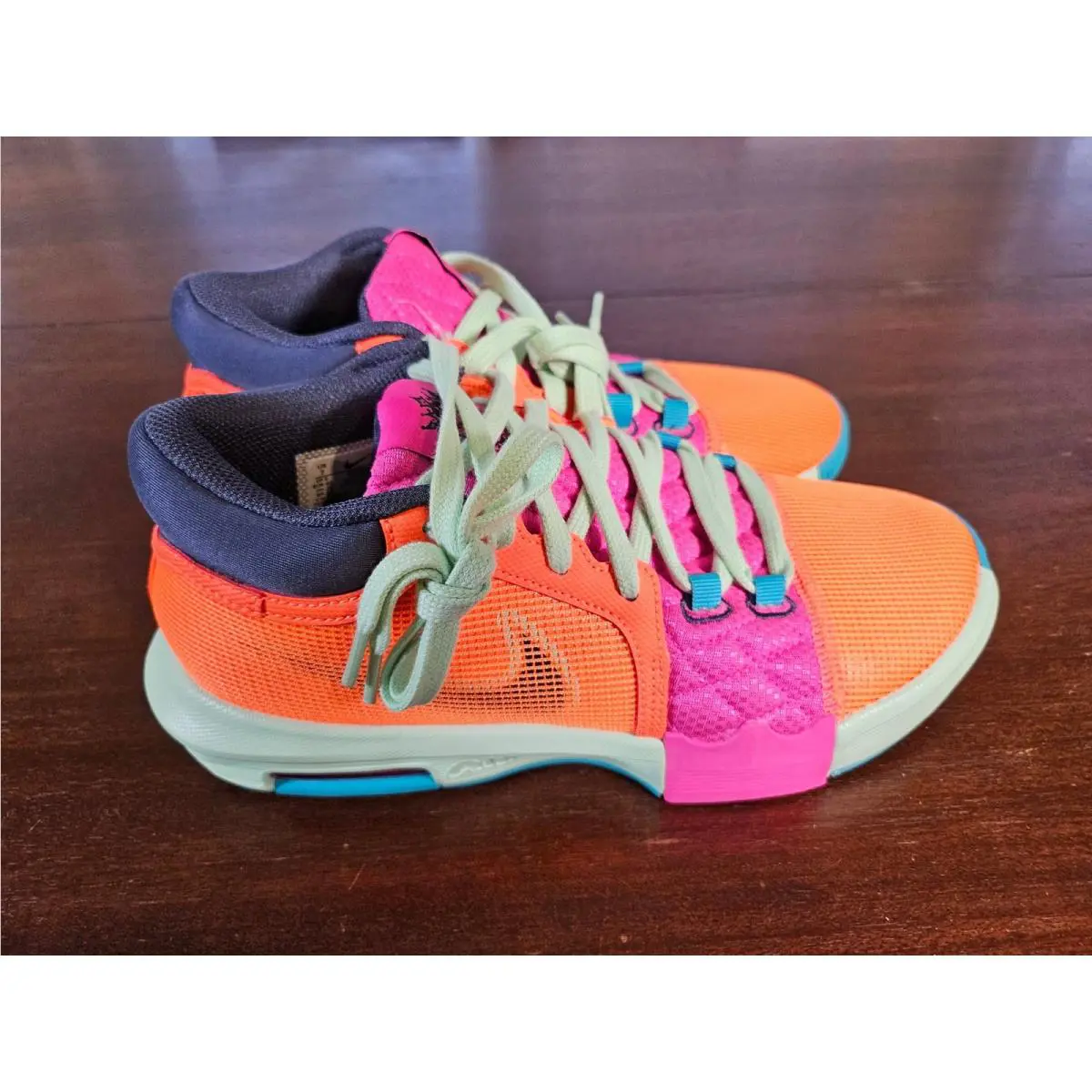Nike shoes - LeBron Witness 8 - LeBron Witness - Multicolor 0
