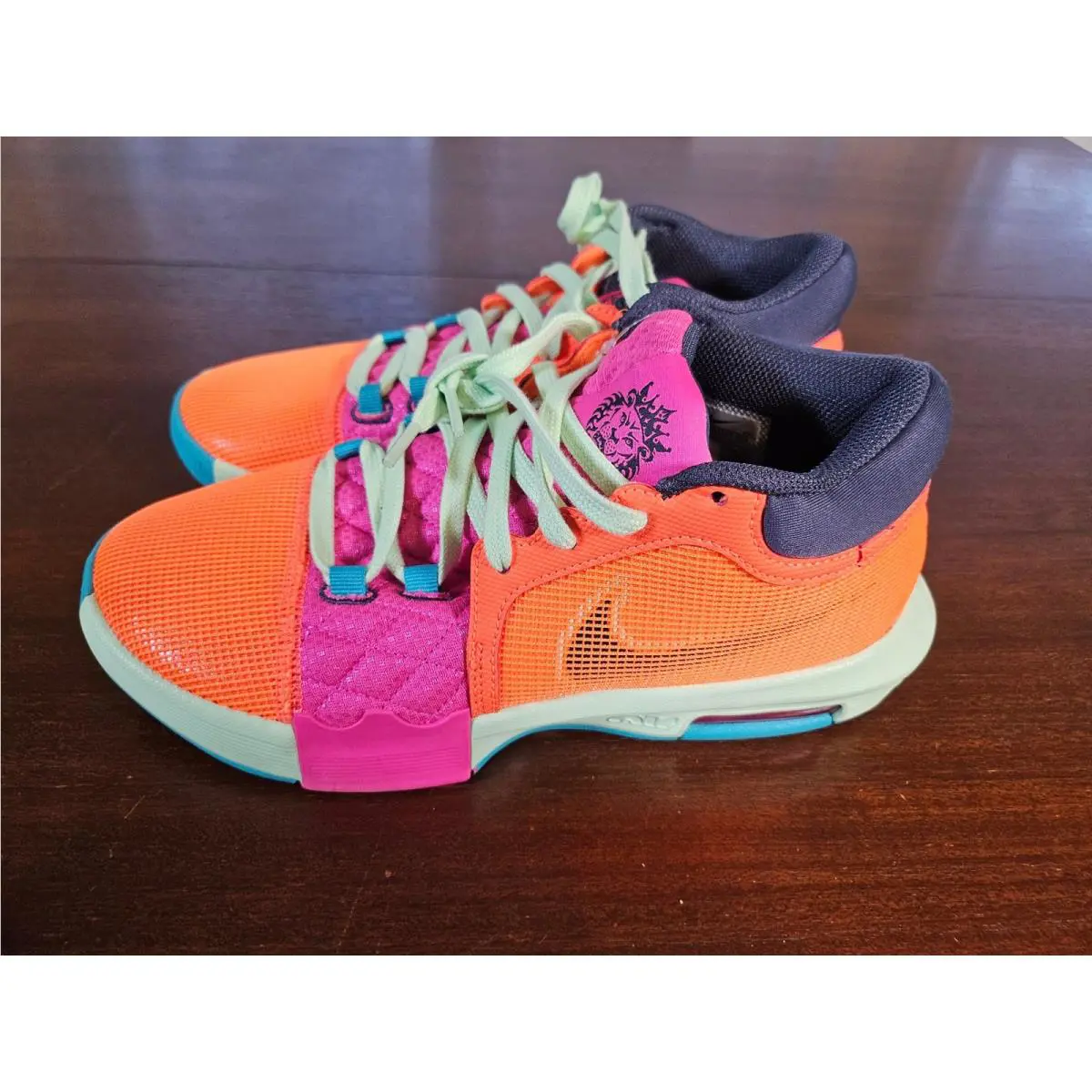 Nike shoes - LeBron Witness 8 - LeBron Witness - Multicolor 2