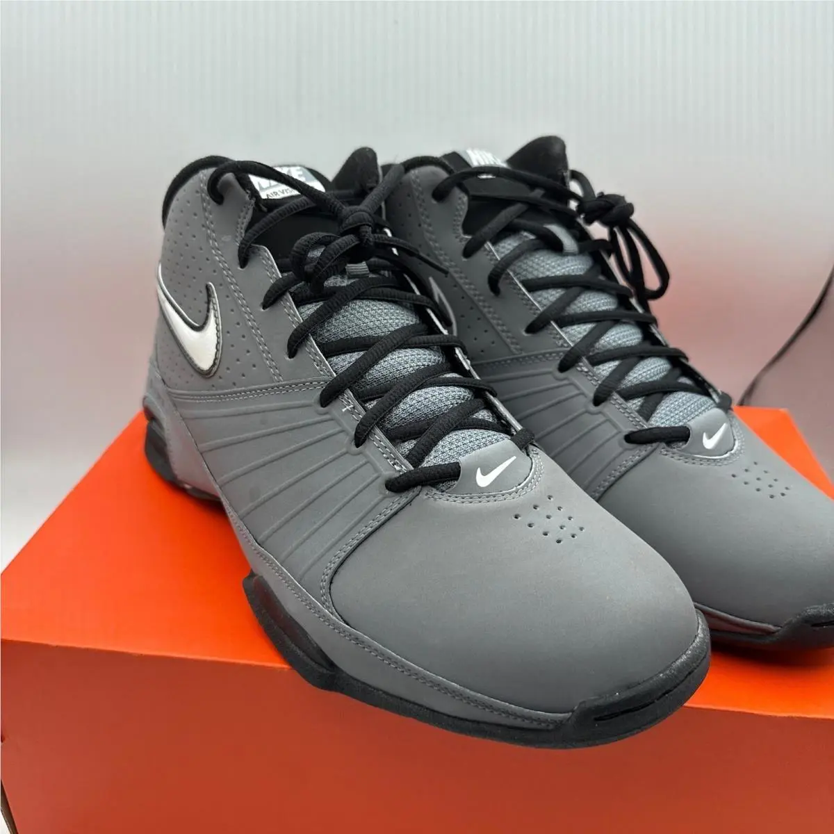 Nike shoes - Gray 0