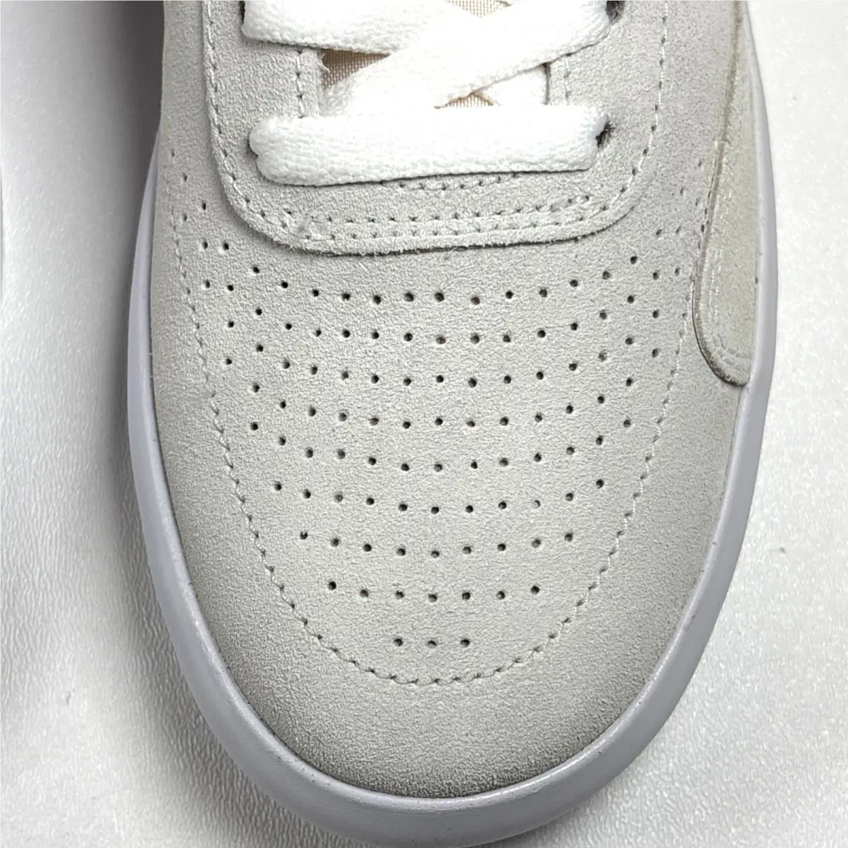 Nike shoes - Summit White and Gym Red 3