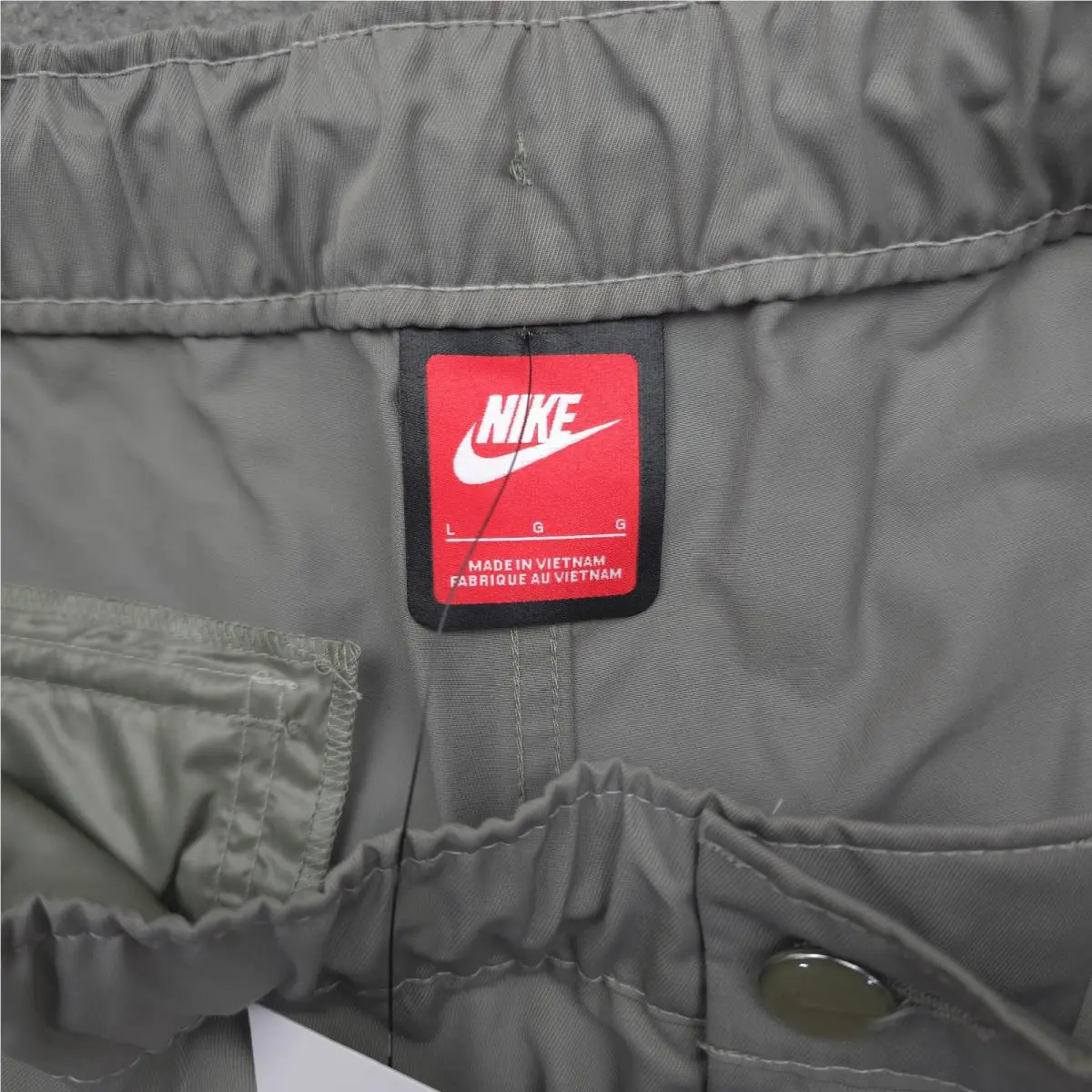 Nike clothing - NIKE TECH - TECH - HJ0647320 - Green 9