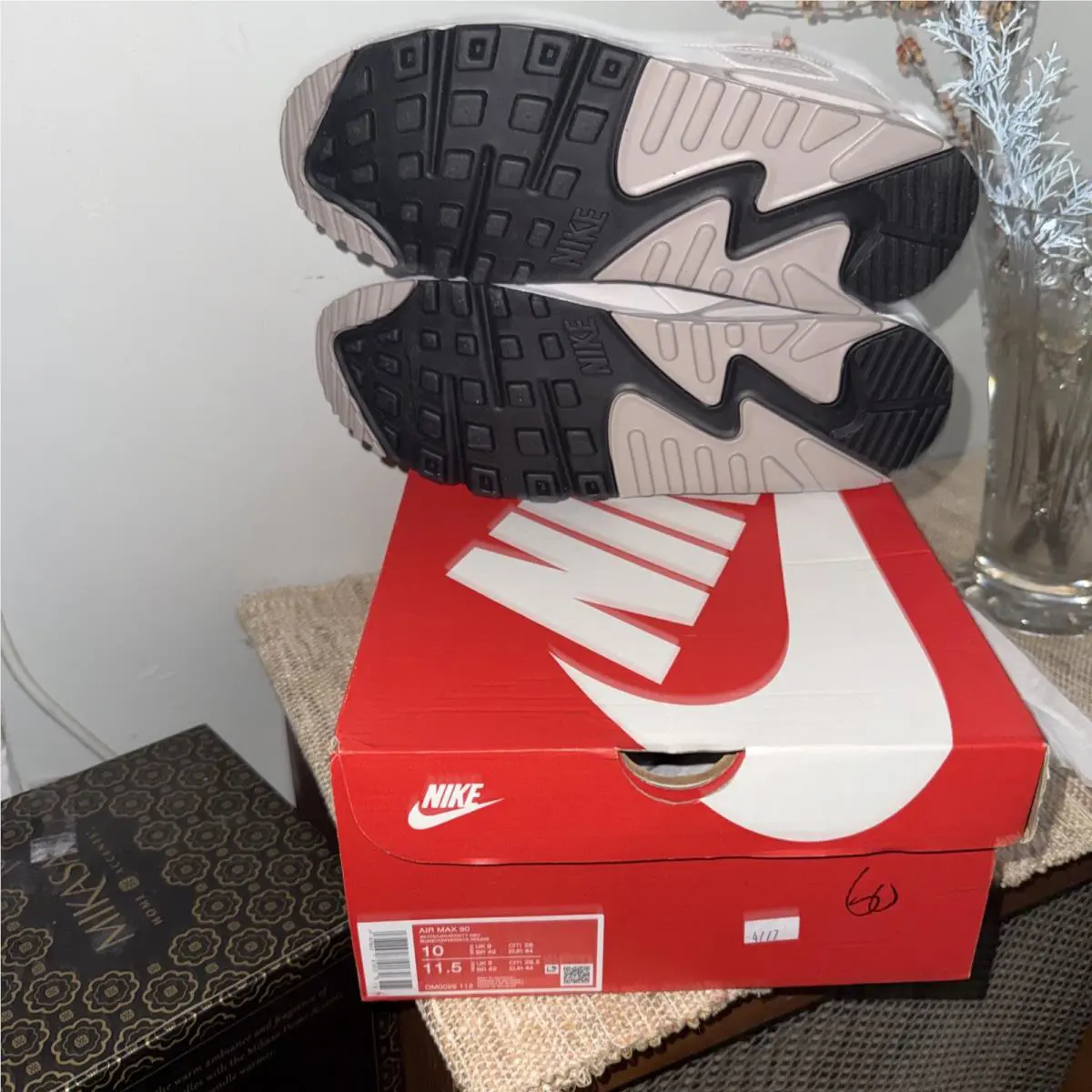 Nike shoes - Nike Air Max 90 - Air Max - White/College Grey/Vast Grey/University Red 2
