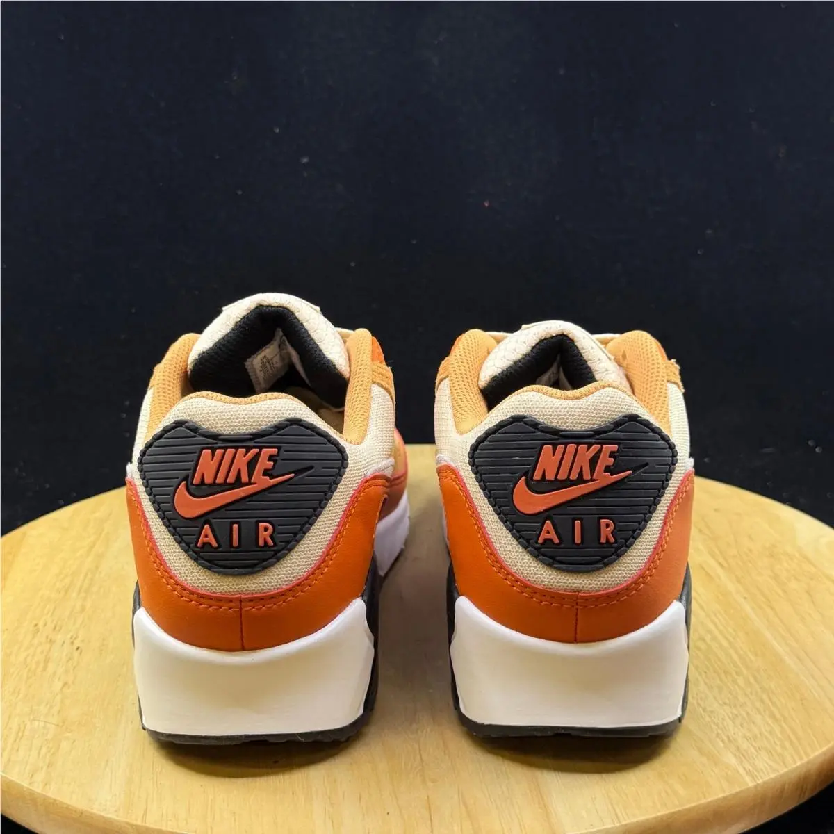 Nike shoes - Orange 3