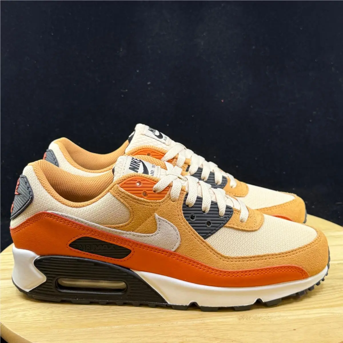 Nike shoes - Orange 4