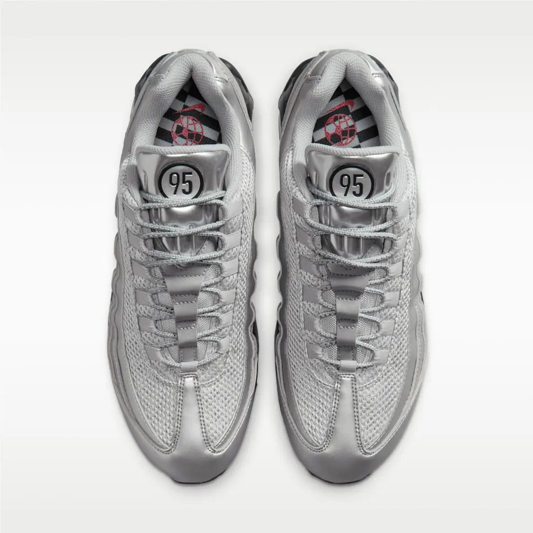 Nike shoes - Metallic Silver/Black/University Red/Black 3