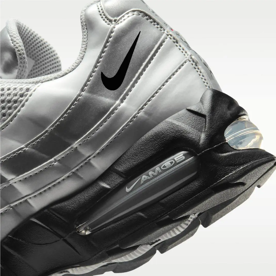 Nike shoes - Metallic Silver/Black/University Red/Black 7